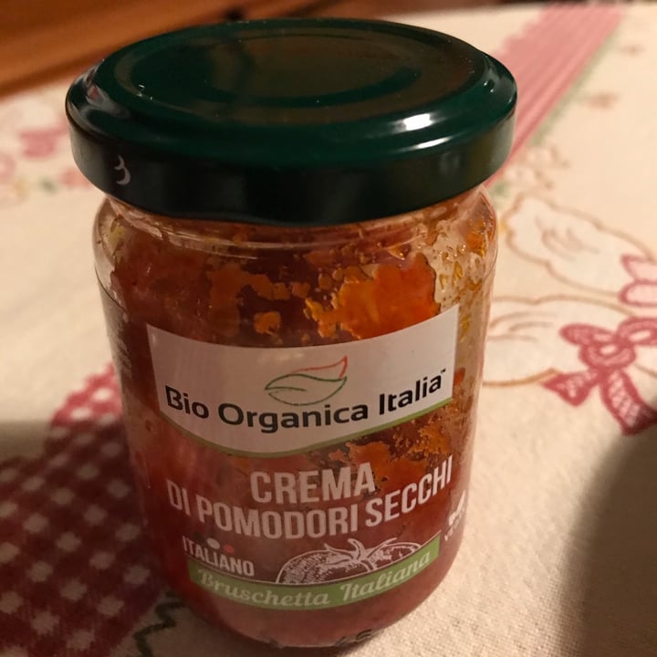 photo of Bio Organica Italia Crema di pomodori secchi shared by @miliz on  30 Dec 2021 - review