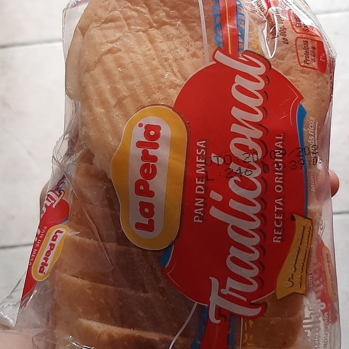 review photo of La Perla Pan Tradicional shared by @valensi on 24 Oct 2020 - review