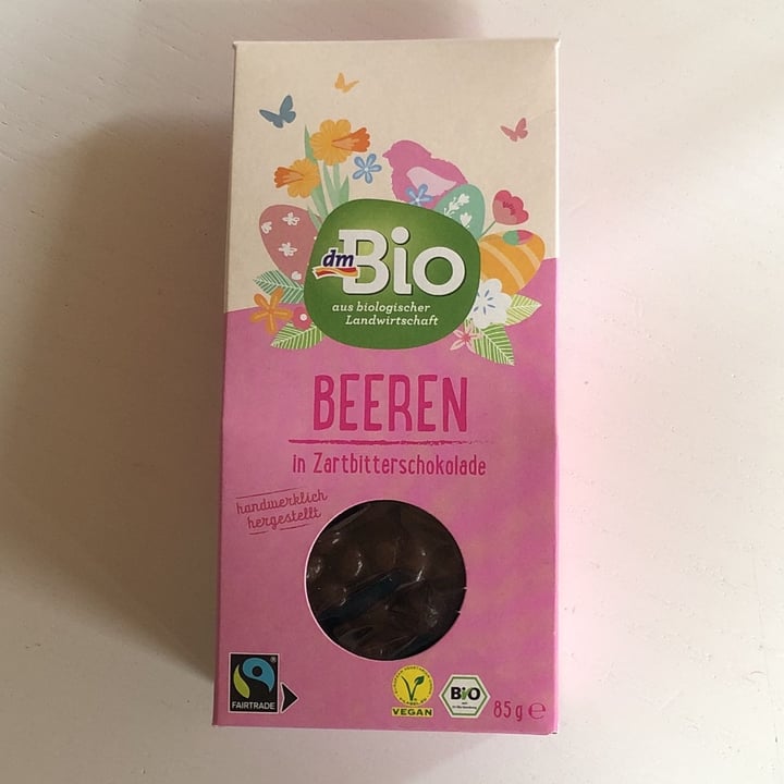photo of dmBio Beeren in zartbitterschokolade shared by @matty1989 on  09 Apr 2022 - review