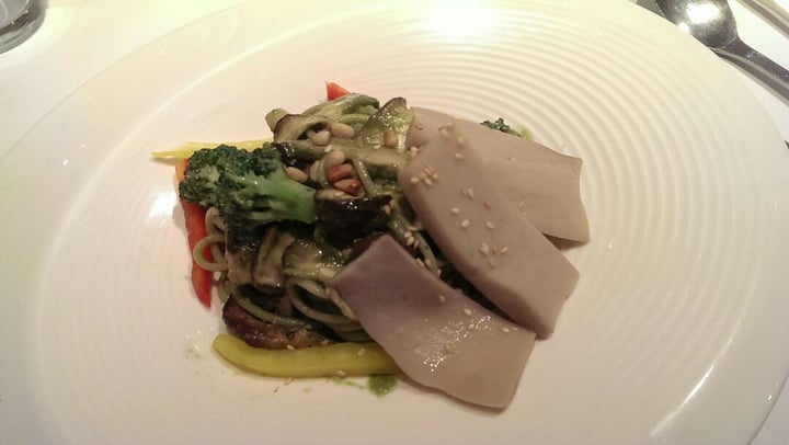 photo of SUFOOD Singapore White Ferula Pesto Pasta shared by @fourdollars on  31 Jul 2019 - review