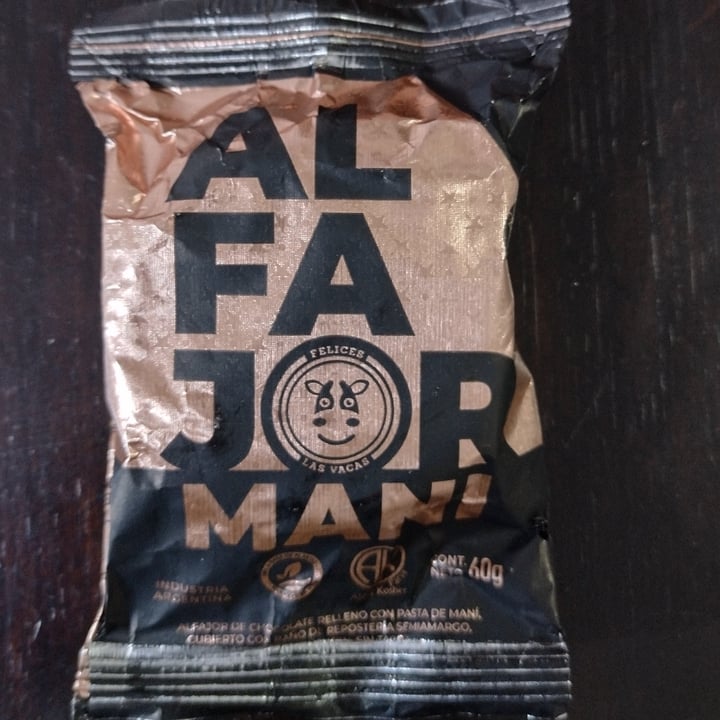 photo of Felices Las Vacas Alfajor Mani shared by @jessloo on  29 Jun 2022 - review
