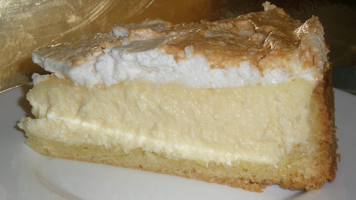 review photo of Loving Hut Microcentro Torta de ricota shared by @manuchicago on 22 Aug 2020 - review