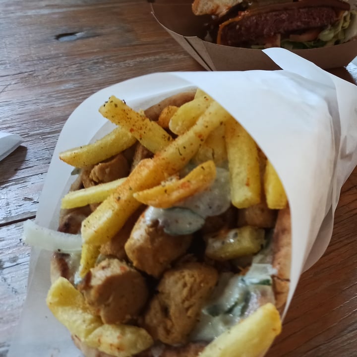 photo of OH MY GREEK! Vegan Pita Gyros shared by @heibai on  30 Dec 2021 - review