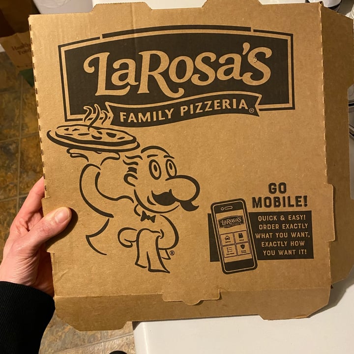 review photo of LaRosa's Pizza Roselawn Plant Based Deluxe shared by @timvegmalone on 01 May 2022 - review