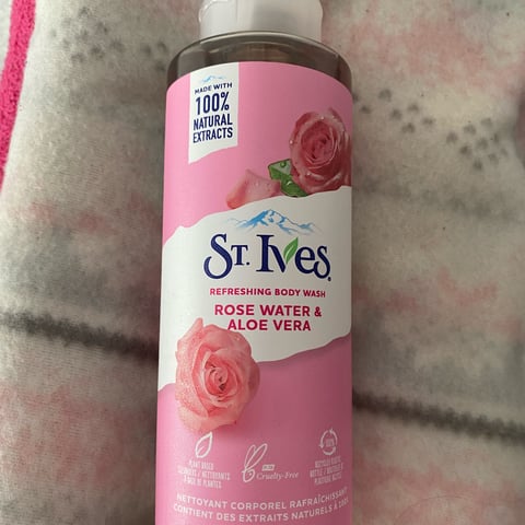 St. Ives Refreshing Body Wash Rose Water & Aloe Vera Reviews | abillion