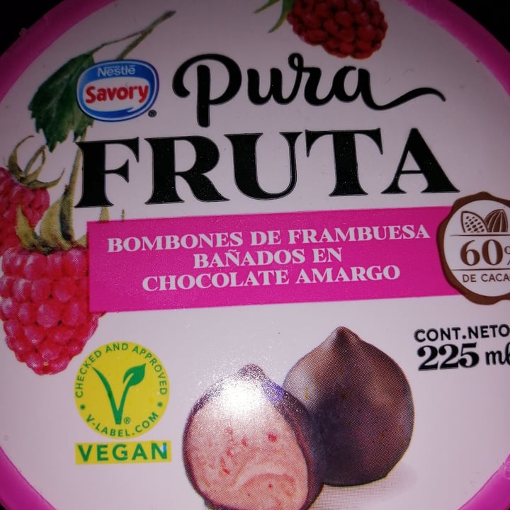 photo of Savory Bombones de Frambuesa bañados en chocolate amargo shared by @veglovers on  18 Nov 2021 - review