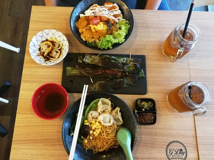 photo of Vegan Curry Rice with Mother Earth Vegan Wanton Mee shared by @spiritaz on  10 Oct 2019 - review