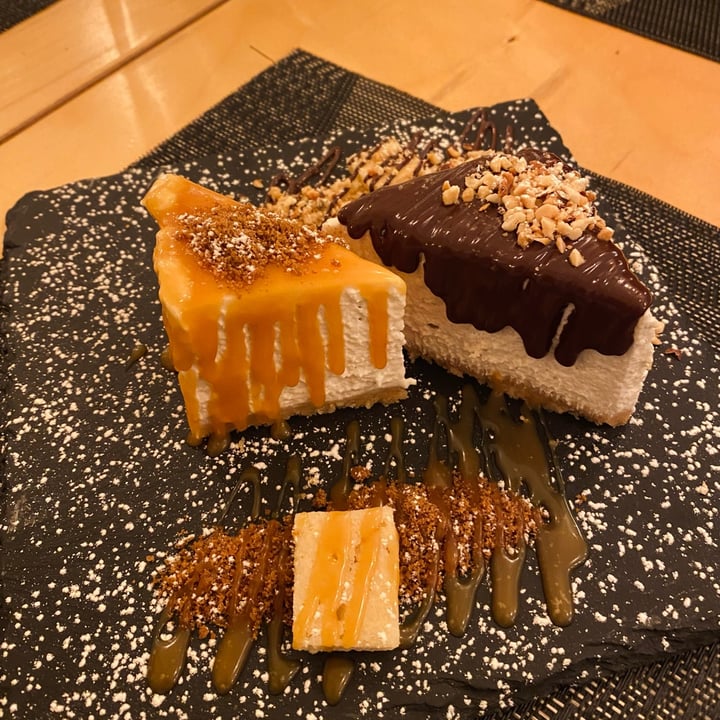 photo of Cavò Bistrot Cashew cake shared by @emmis on  24 Oct 2022 - review