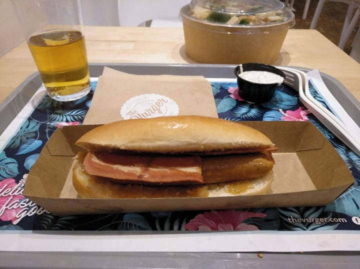 photo of The Vurger Hot Dog shared by @viajeracronica on  18 Nov 2019 - review