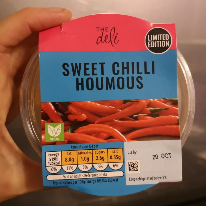 photo of The Deli Sweet Chilli Houmous shared by @juliakrz on  21 Oct 2021 - review