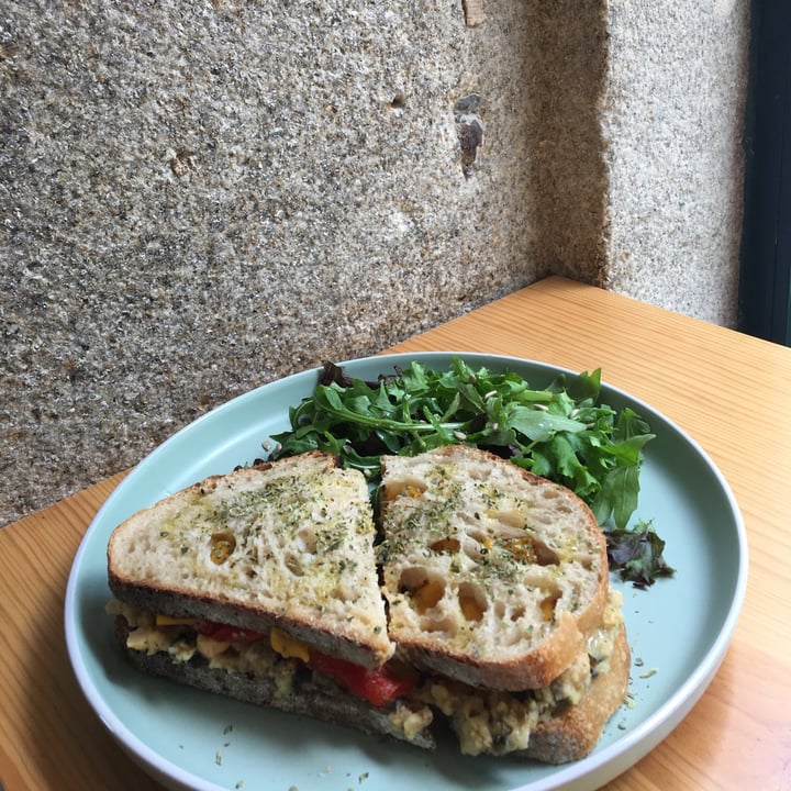 photo of Kind Kitchen “Tuna” Melt Toast shared by @mariaperes on  23 Sep 2020 - review