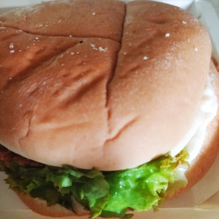 photo of Veggie Dojo Saucy salsa classic burger shared by @kismetcandle on  02 May 2020 - review