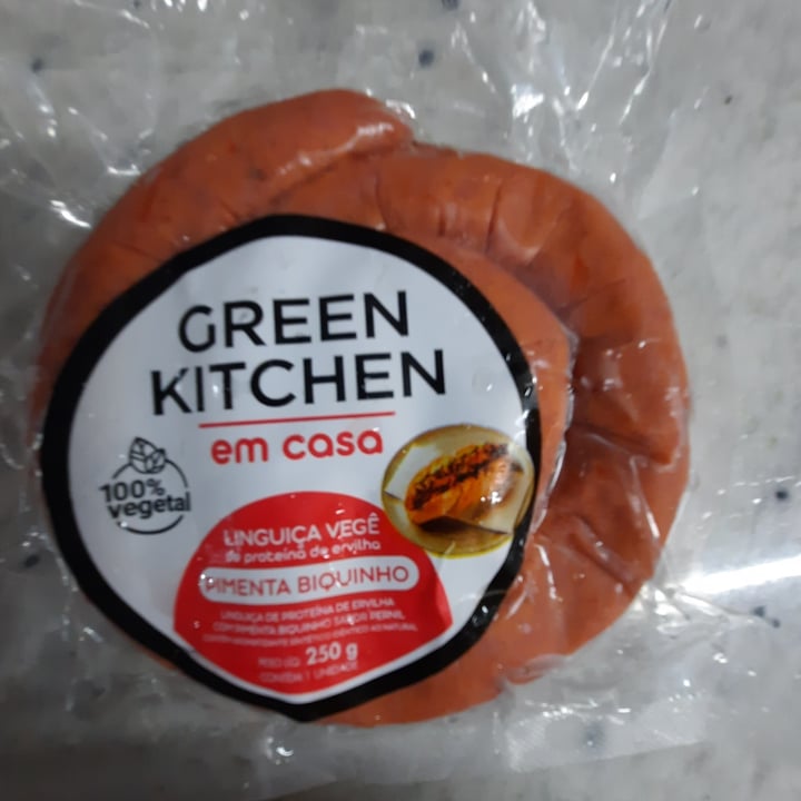 photo of Green kitchen Linguiça Vegê shared by @monicamedeiros on  27 May 2022 - review