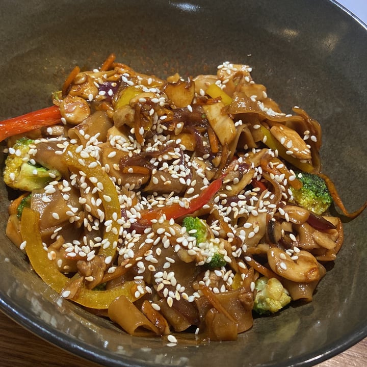 photo of PanAzia на Скрипника Udon Wok Vegan Noodles shared by @jadbaki on  16 Jan 2022 - review