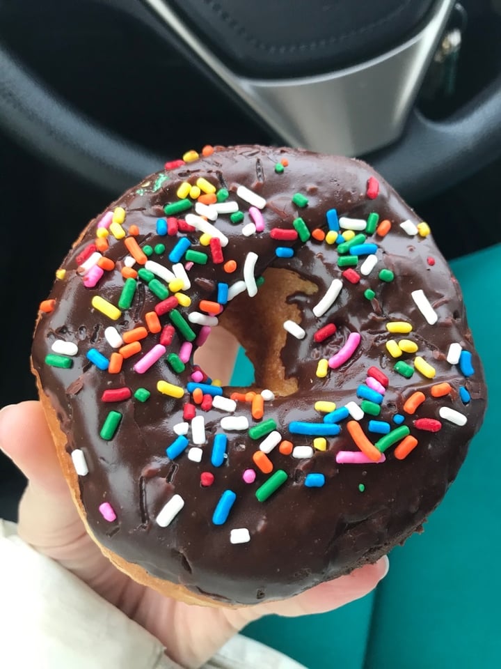 photo of Glam Doll Donuts Vegan Chocolate Starlet shared by @dianna on  29 Dec 2019 - review