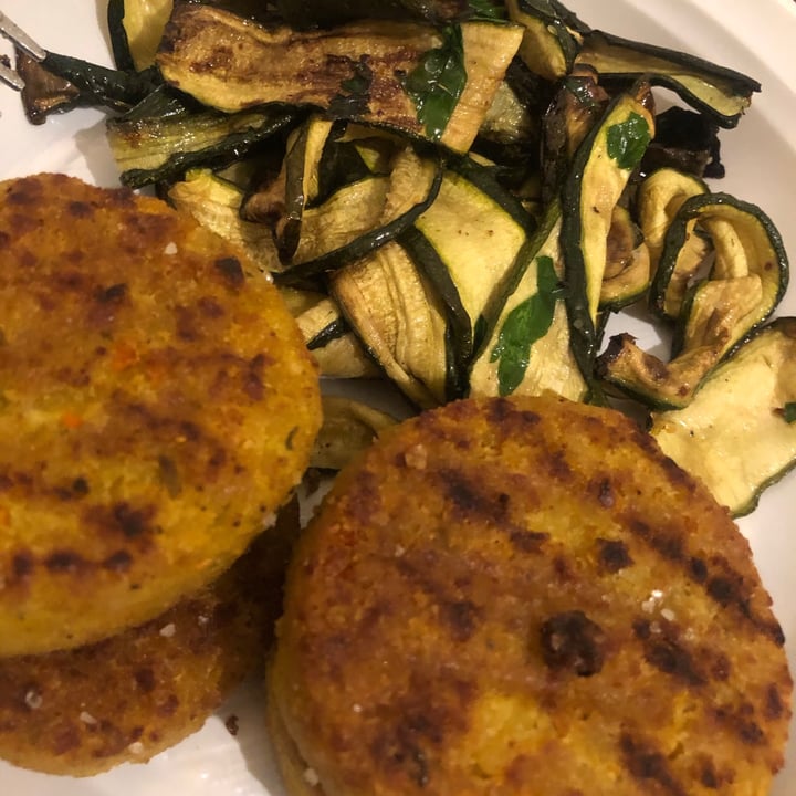 review photo of Kioene Mini Burger Zucca E Carote shared by @rossanaelle on 07 Jun 2021 - review