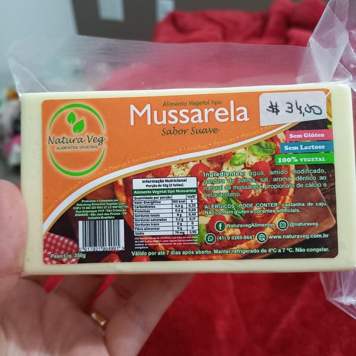 review photo of Natura Veg Queijo mussarela vegano shared by @isaedeca on 23 May 2022 - review
