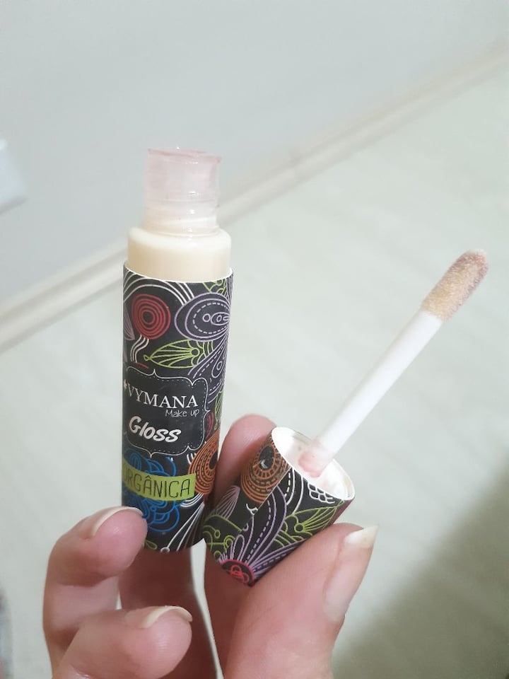 photo of Vymana | Nacao Verde Gloss Transparente shared by @veganeirando on  30 Mar 2020 - review