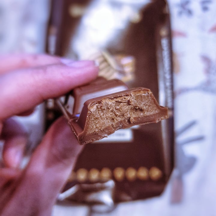 review photo of Rhythm 108 M’lk & hazlenut truffle Chocolate Bar shared by @accountinactive on 08 Jun 2020 - review
