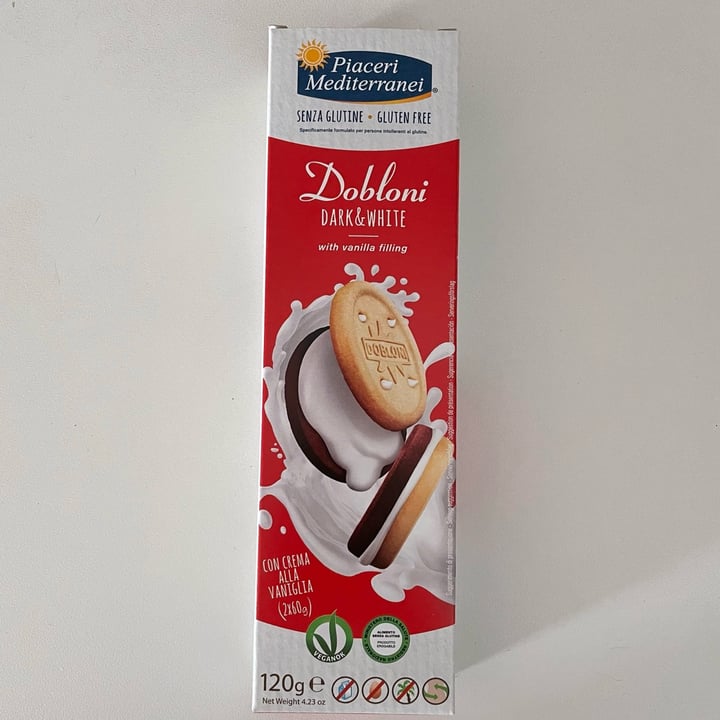 photo of Piaceri Mediterranei Dobloni Dark & White with Vanilla Filling shared by @alexre on  02 Sep 2022 - review