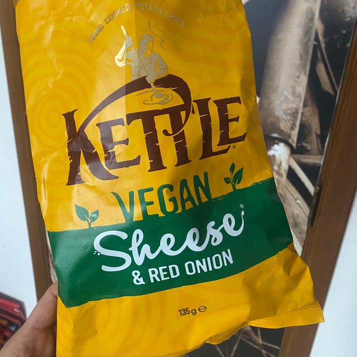 photo of Kettle Vegan Sheese & Red Onion shared by @travelerafit on  22 Dec 2020 - review