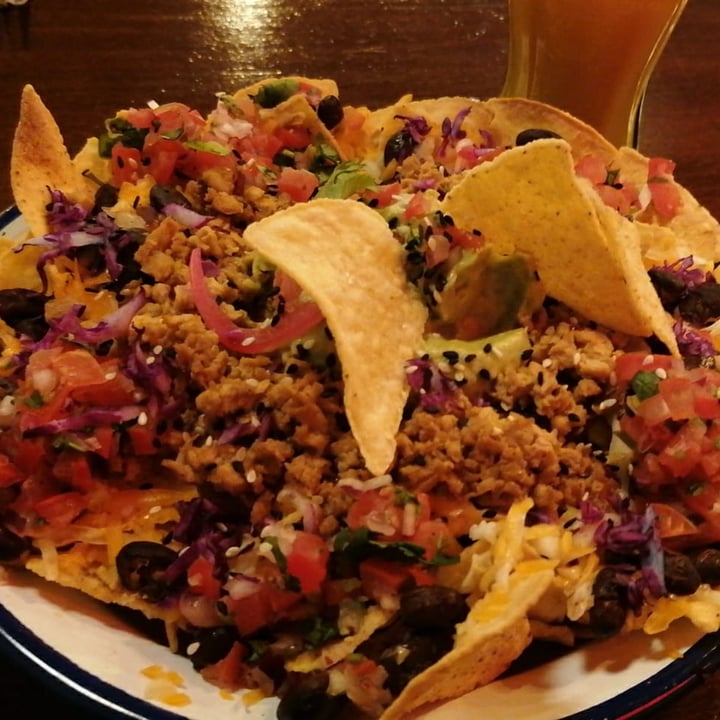 photo of Mad Mad Vegan Nachos don jalisco shared by @mariencd on  06 Dec 2020 - review
