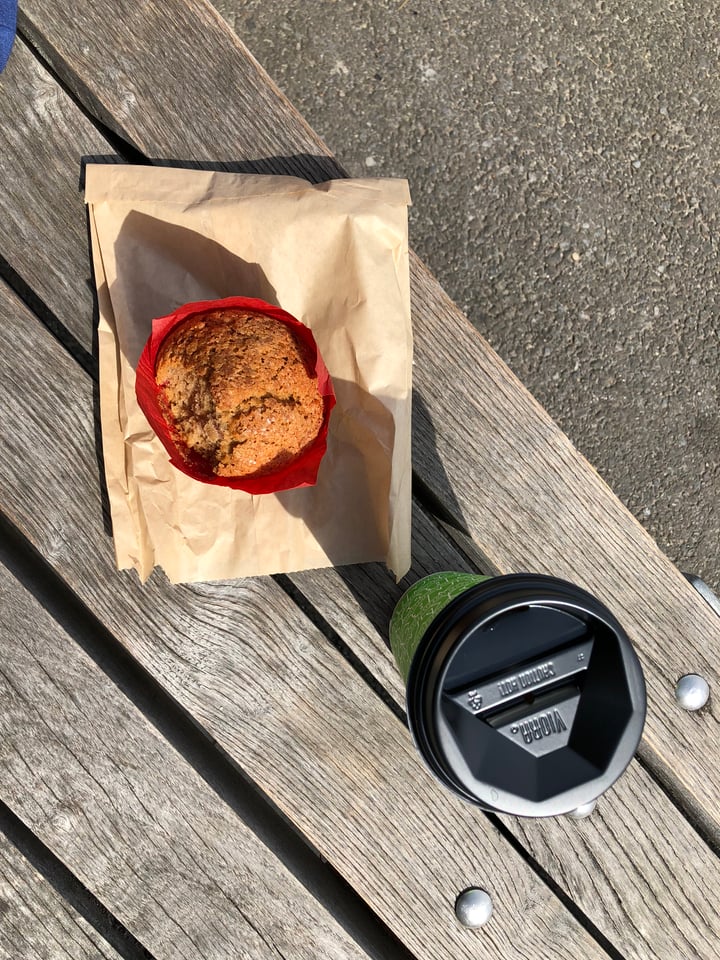review photo of Brooklyn Roasting Company Strawberry Ginger Muffin shared by @aasjai on 15 Apr 2018 - review
