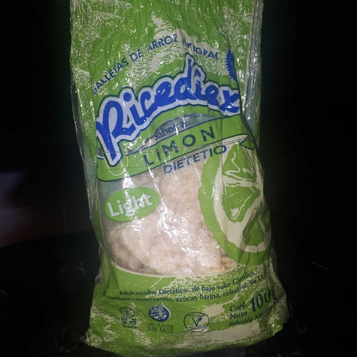 photo of Ricediex Galletas de Arroz Integral sabor a Limón shared by @camimmzz on  05 Feb 2021 - review