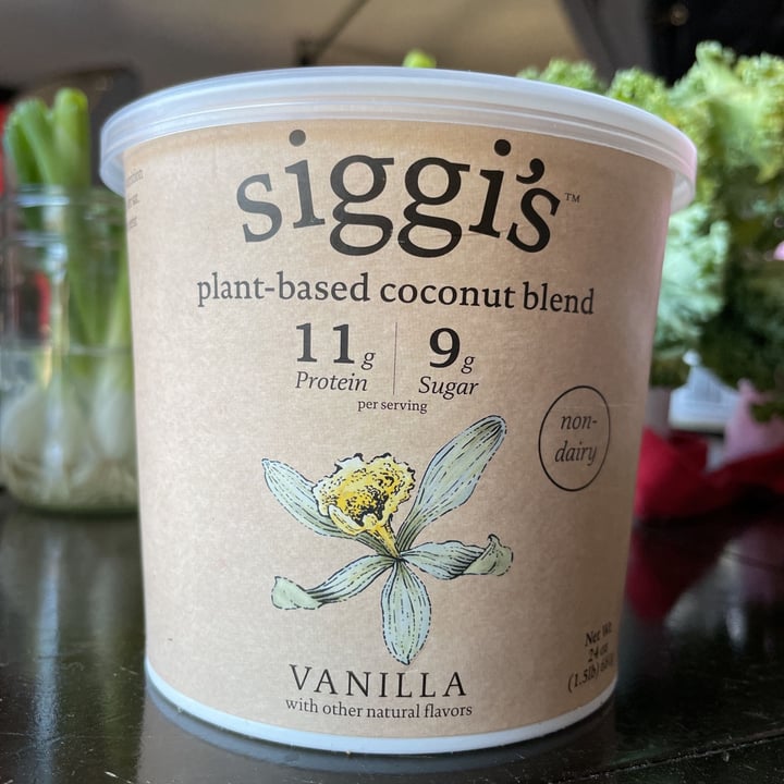 review photo of siggi’s Plant-based coconut blend shared by @thepodfather on 11 Aug 2021 - review