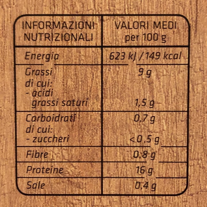 photo of ioVEG Tofu Affumicato shared by @emmeerreti on  13 Oct 2022 - review