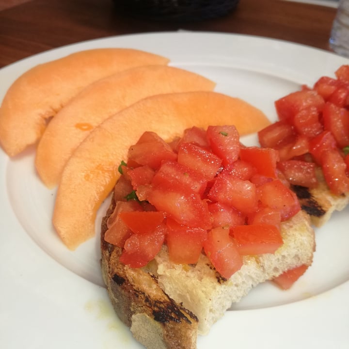 review photo of Agriturismo Cameli antipasto vegano shared by @jessvegan on 08 Jul 2022 - review