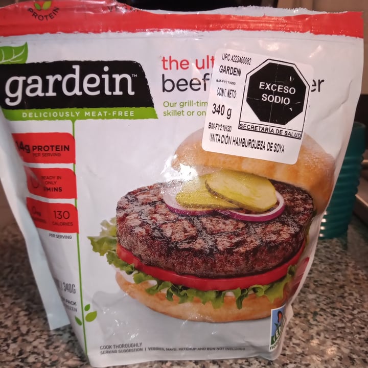 photo of Gardein The Ultimate Beefless Burger shared by @alvidrezluis on  22 Jun 2021 - review