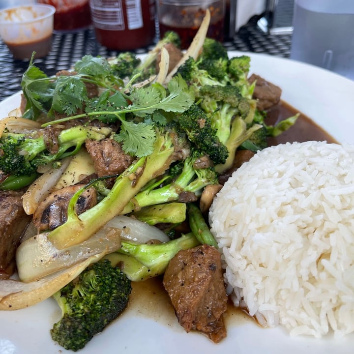 Saigon Village Restaurant San Rafael, United States Broccoli “beef