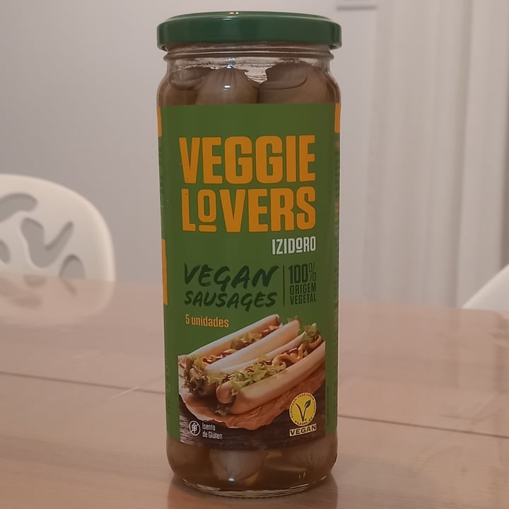 photo of veggie lovers izidoro Salsichas Vegans shared by @lisagasques on  03 Oct 2022 - review