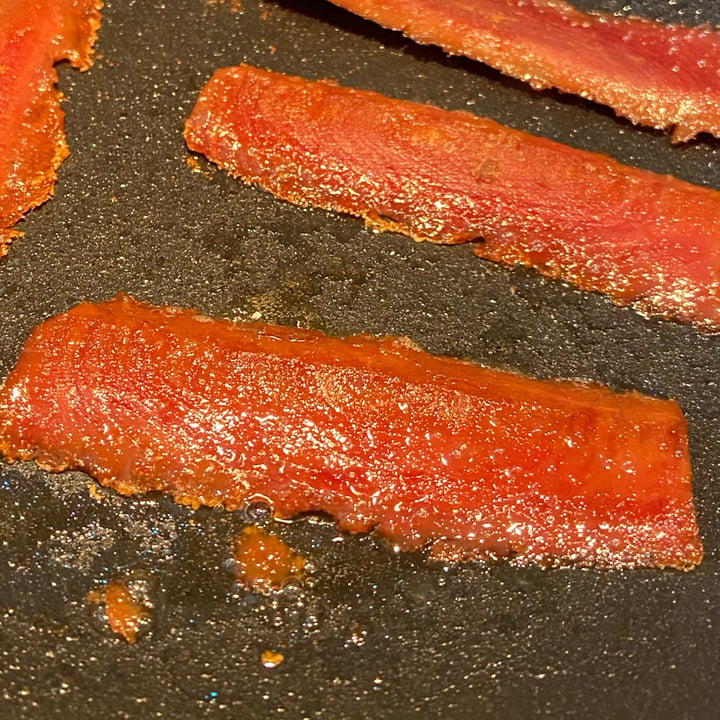 photo of THIS This isn't Bacon Plant-Based Rashers shared by @ahealy on  17 Aug 2020 - review