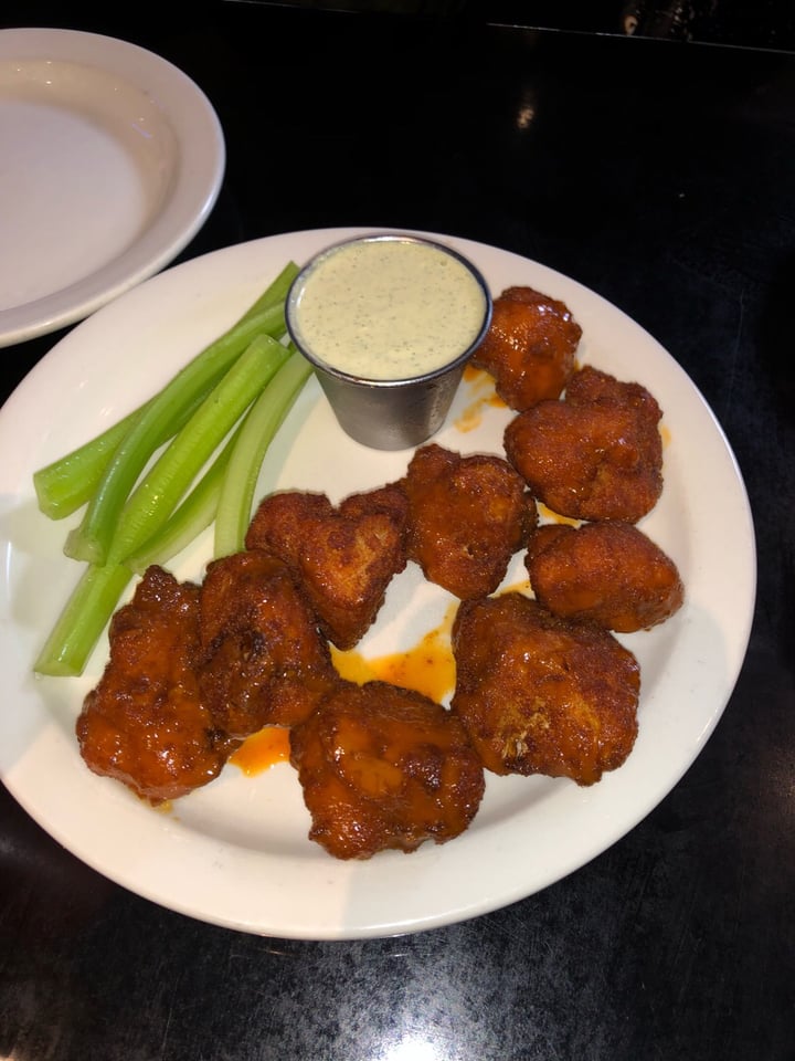 photo of Champs Diner Caulifire Wings shared by @vegan-treehugger on  17 Feb 2020 - review