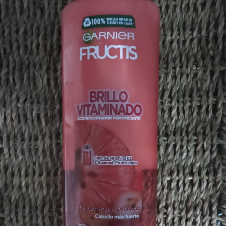 photo of Garnier Brillo Vitaminado Acondicionador Fortificante shared by @nadiramos on  13 Nov 2021 - review