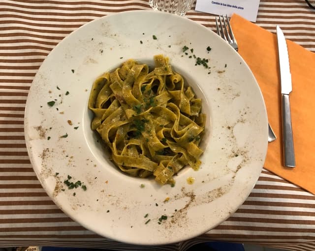 Photo of the dish “Tagliatelle Salvia E Origano Con Fiori Eduli”