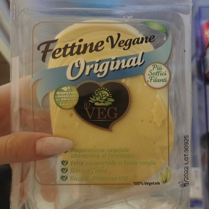 review photo of ioVEG Fettine vegane original shared by @valentinamazza on 15 May 2022 - review