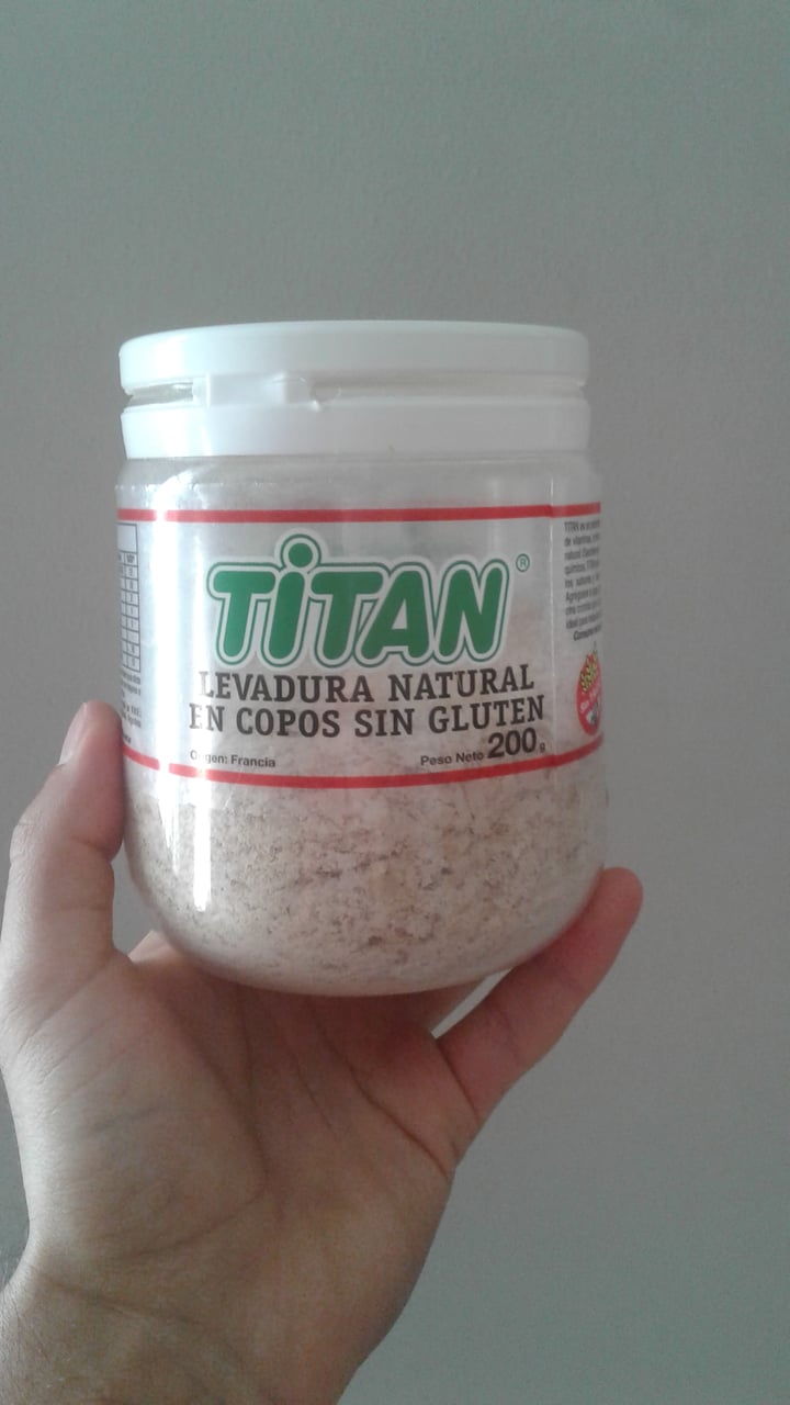 photo of Titan Levadura Natural en Copos shared by @aguscorcuera on  25 May 2021 - review