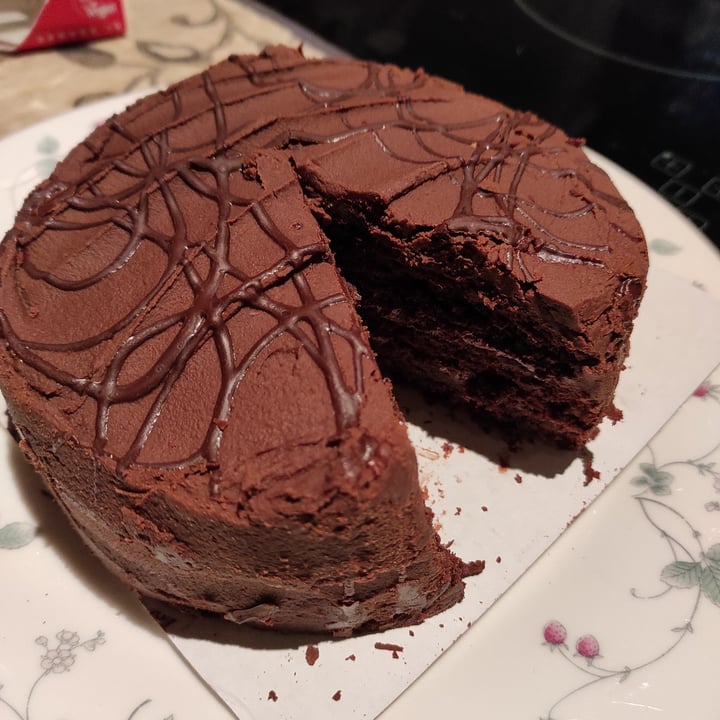 photo of Lazy Day Foods Celebration Chocolate cake shared by @tuscanvegan on  14 Nov 2021 - review