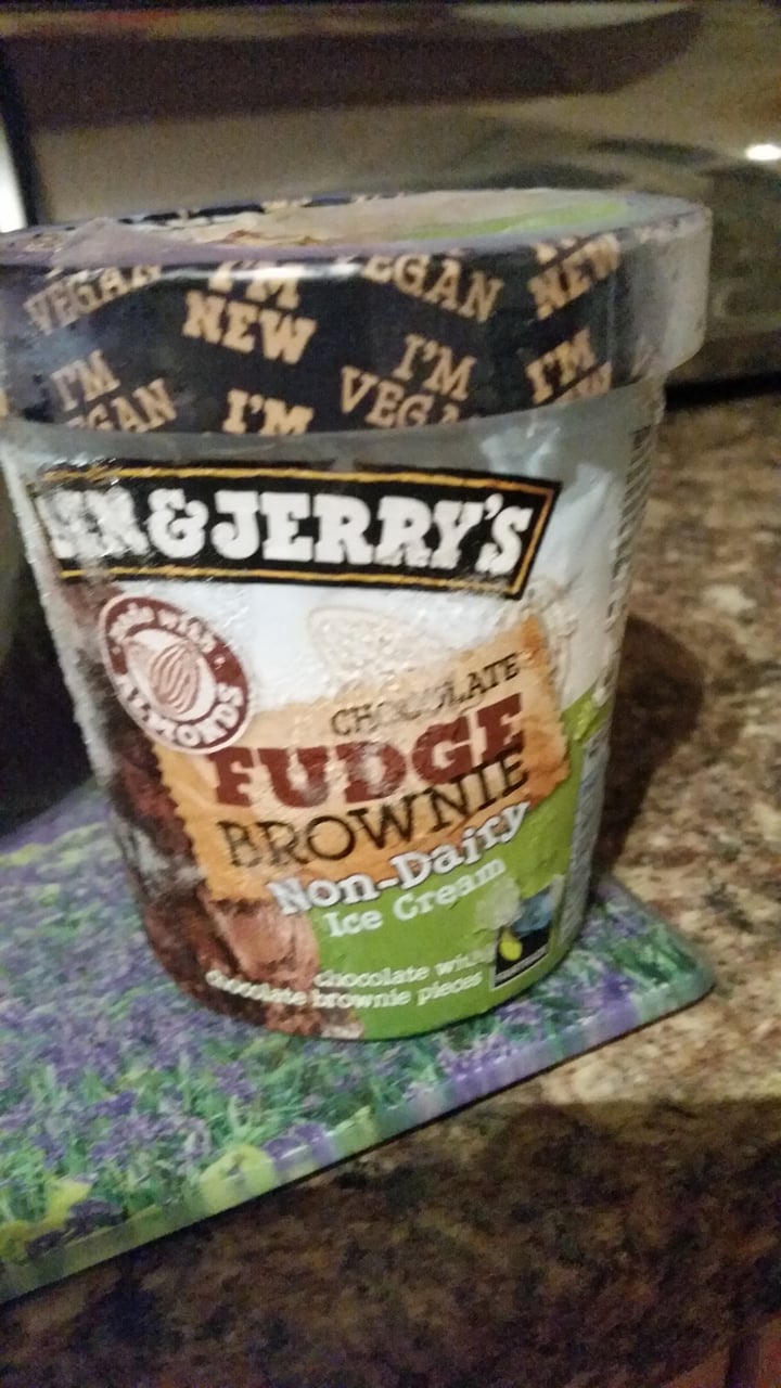 photo of Ben & Jerry's Chocolate Chip Cookie Dough Non-Dairy Frozen Dessert shared by @learnervegan on  08 Oct 2020 - review