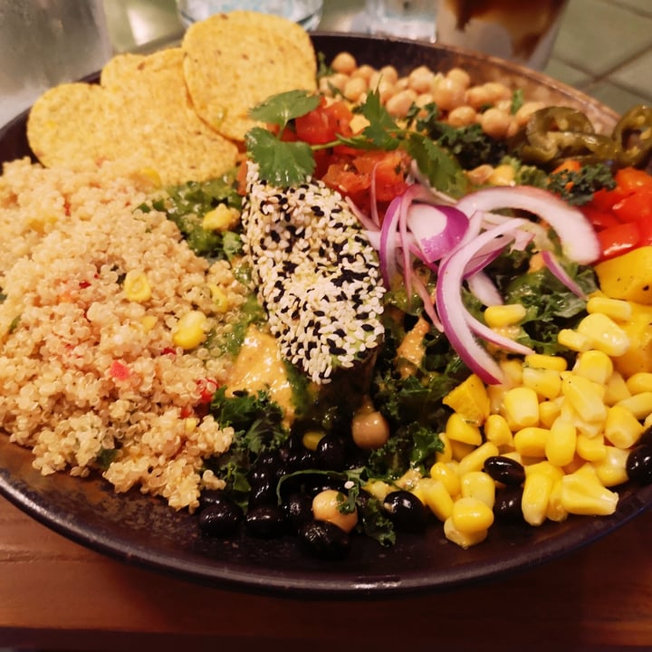 photo of Privé Tiong Bahru Mad-For-Mexican Salad shared by @raffymabanag on  18 Feb 2021 - review
