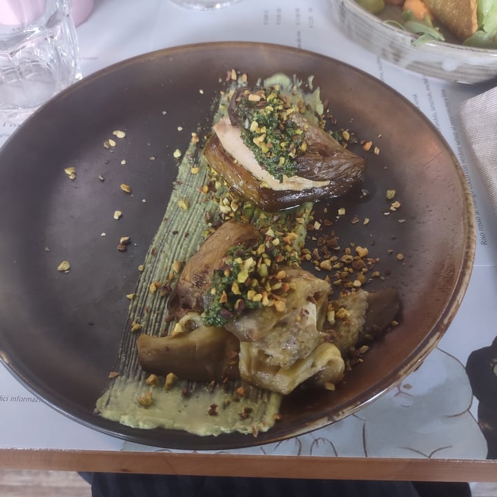 photo of Romeow Cat Bistrot Fagottini Di melanzane con feta saporita, pesto al basilico e pistacchi tostati shared by @annagrc on  23 Jul 2022 - review