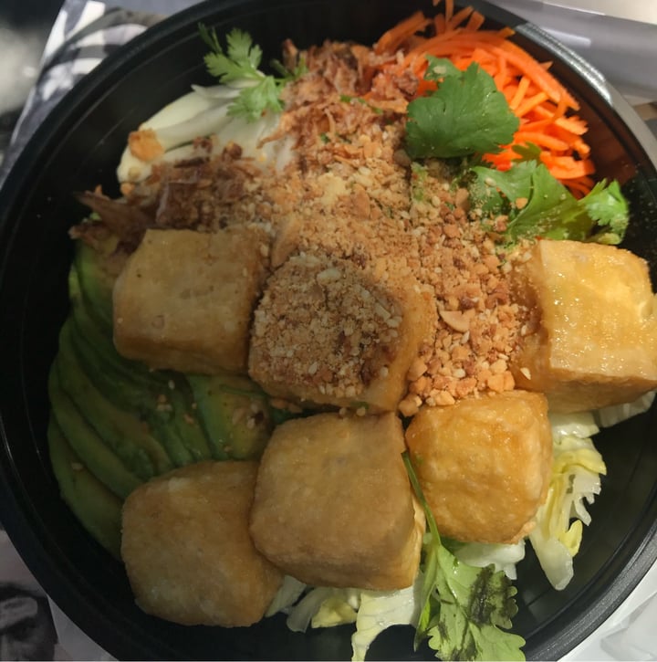 photo of Banhyou Vietnamese Street Food tofu and avocado vermicelli shared by @mayadulac on  01 Jun 2022 - review