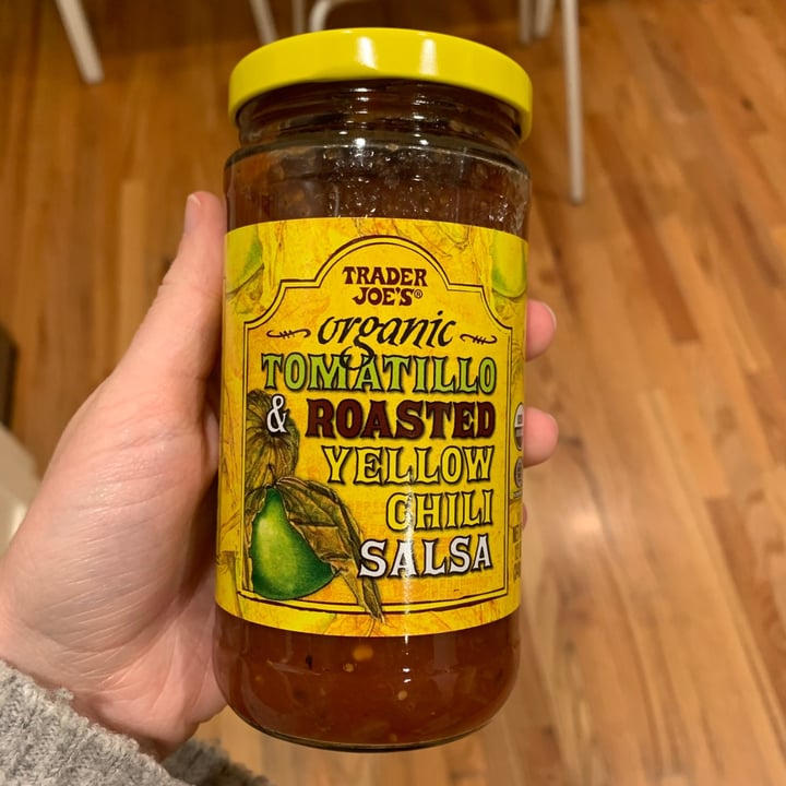 photo of Trader Joe's Organic Tomatillo and Roasted Yellow Chili Salsa shared by @newlyvegan on  15 Mar 2021 - review