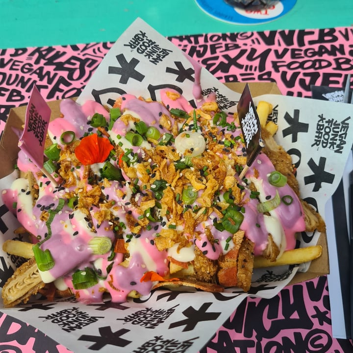 photo of Vegan Junk Food Bar Iconic rainbow fries shared by @ishara- on  18 Oct 2021 - review