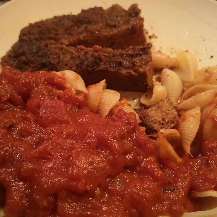 photo of Vegan Skinhead Peppered Steak shared by @paulinethenewarc on  02 Nov 2020 - review