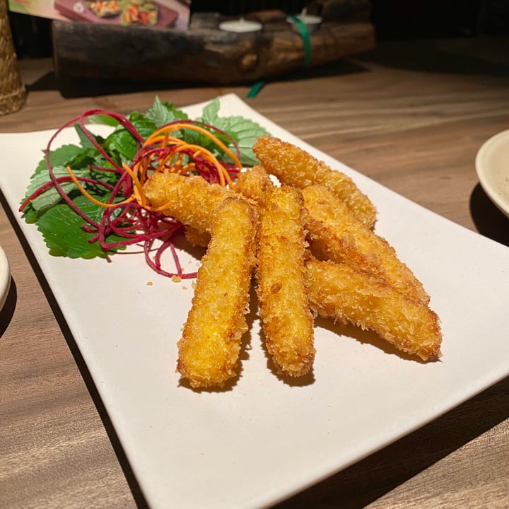 photo of Hum Vegetarian, Lounge & Restaurant Deep-fried à la ‘...hum’ tofu shared by @tiny-traveller on  14 Jan 2021 - review