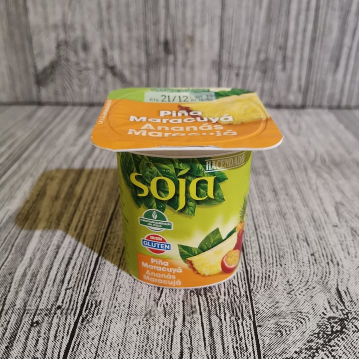 photo of Hacendado Yogurt de Soja Piña Maracuyá shared by @aaronchoi on  19 Dec 2020 - review